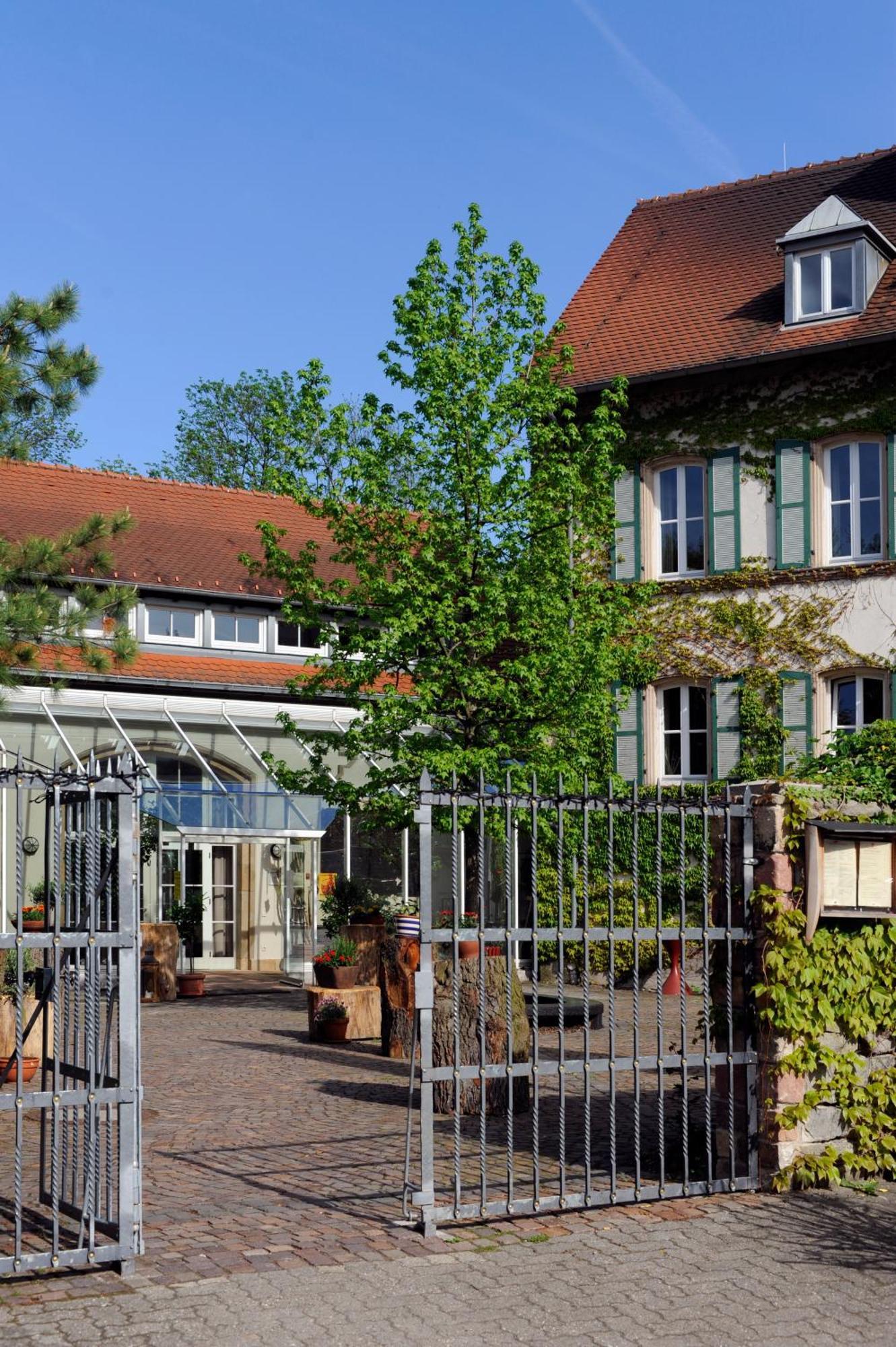 Stiftsgut Keysermuehle Klingenmünster Buitenkant foto